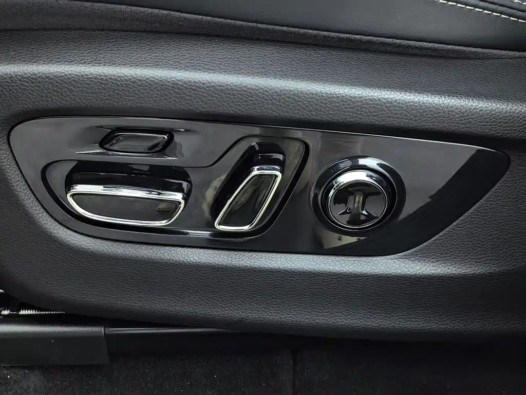 GAC Motor Trumpchi GS8 — миниатюра 30