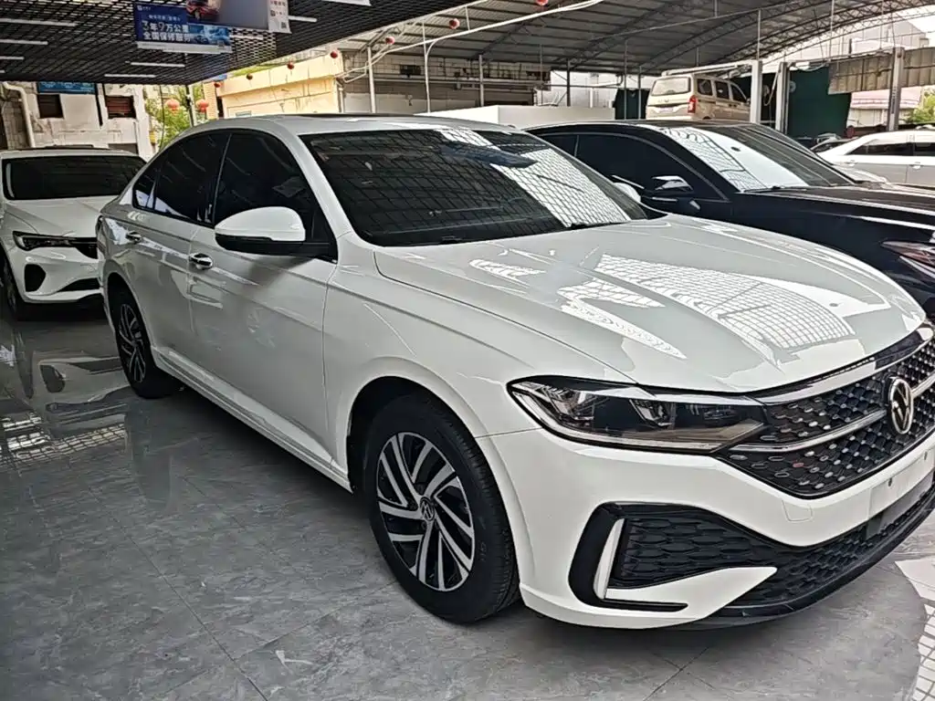 Volkswagen Lavida — миниатюра 4