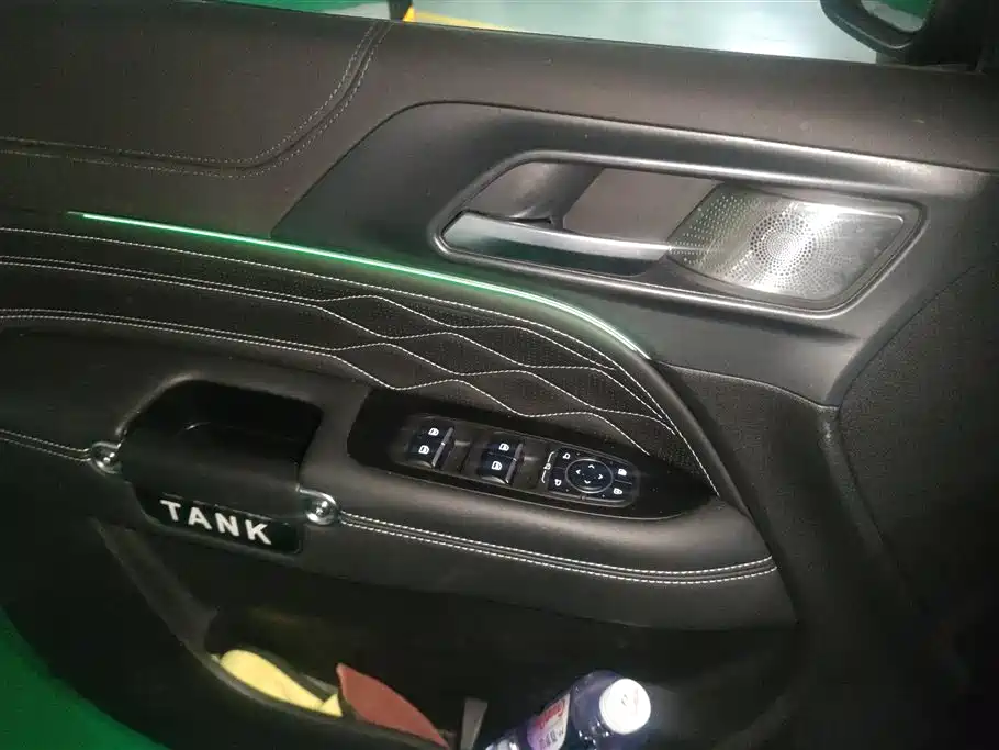 TANK TANK 300 NEW ENERGY