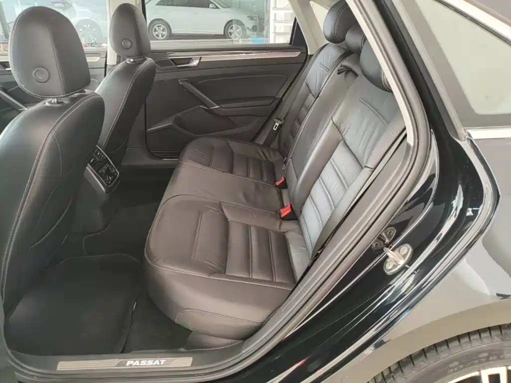 Volkswagen Passat — миниатюра 17