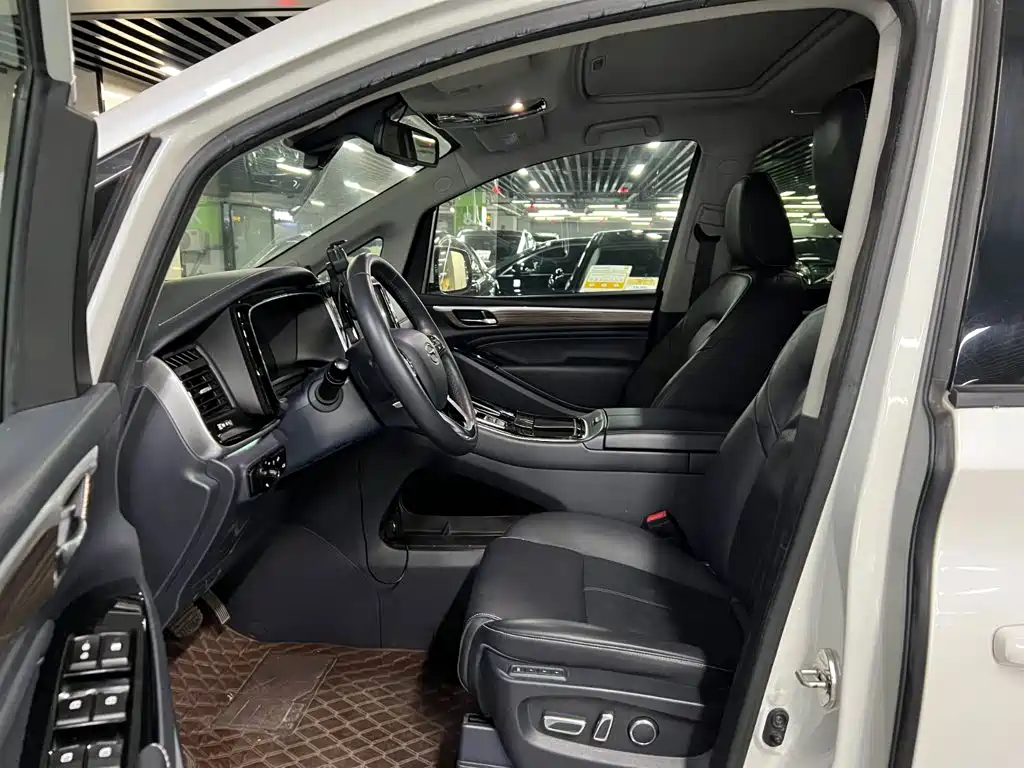GAC Motor Trumpchi M8 — миниатюра 7