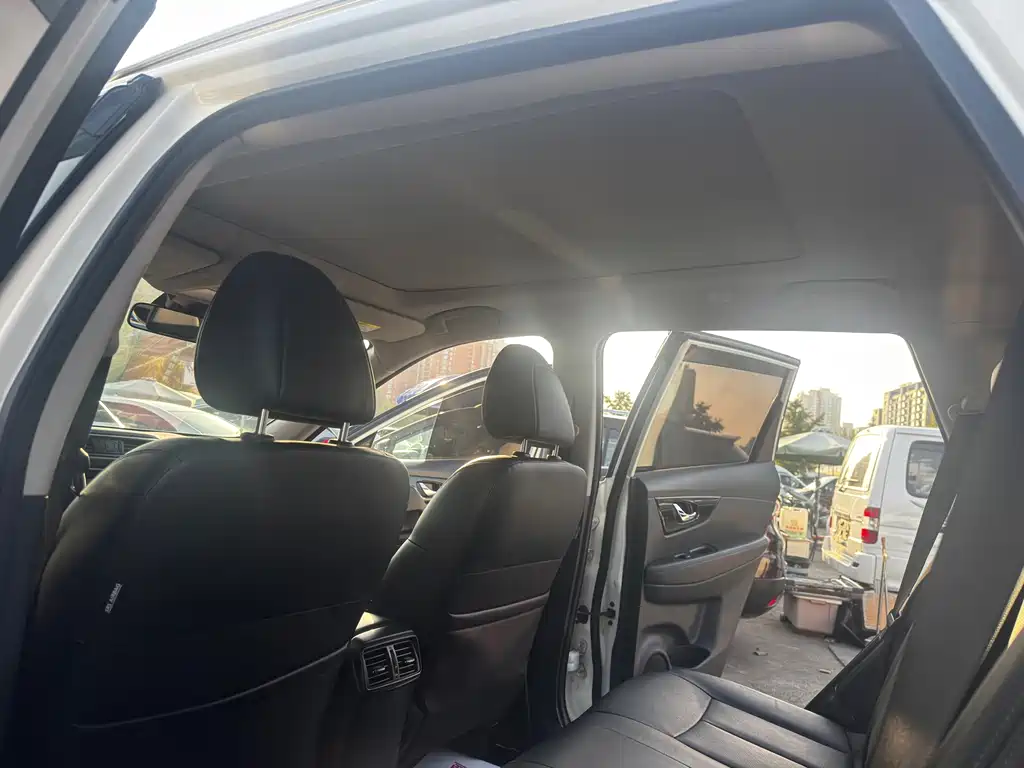 Nissan X-Trail — миниатюра 10
