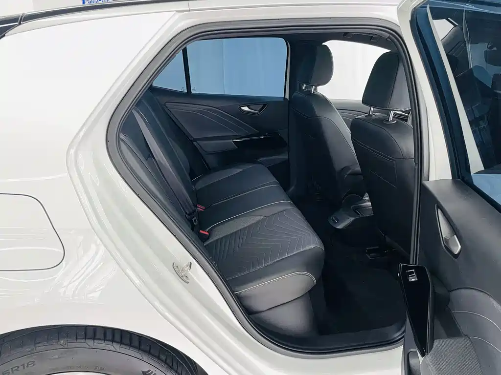Volkswagen ID.3 — миниатюра 11