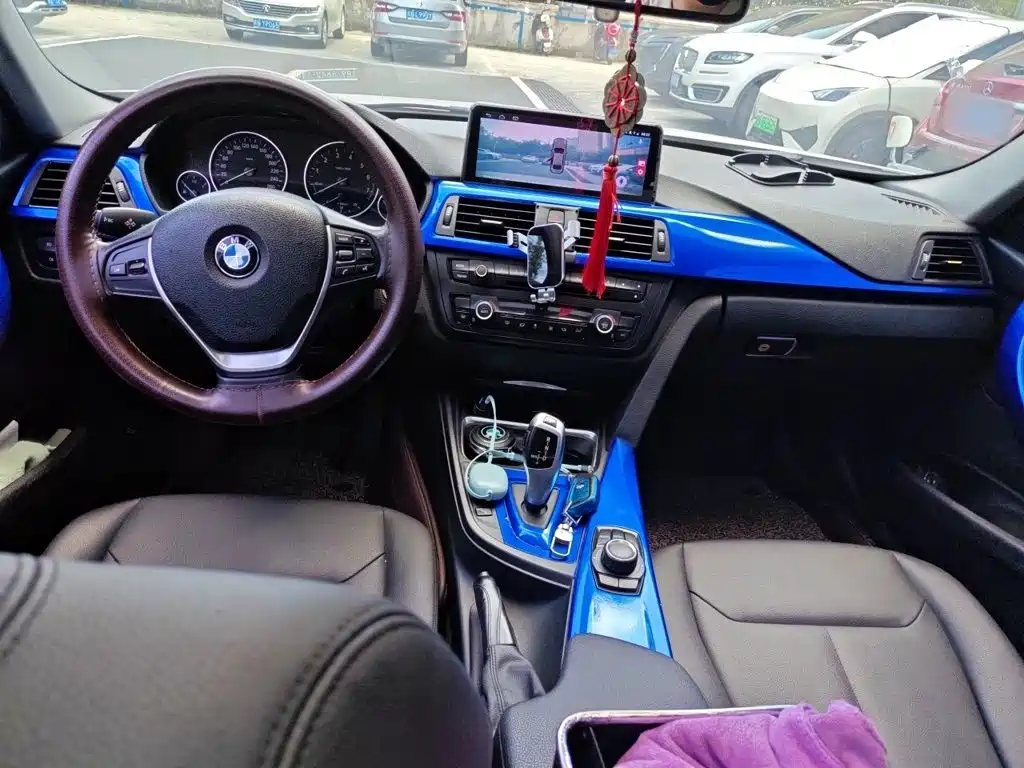 BMW 3 Series — миниатюра 13