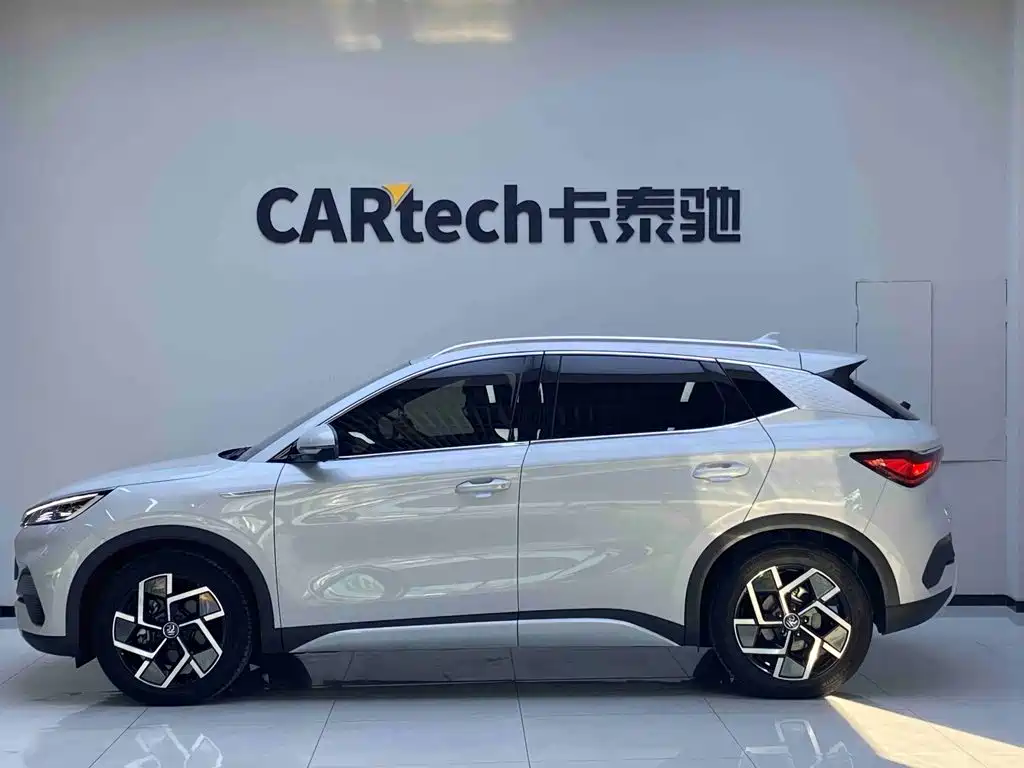 BYD Yuan Plus — миниатюра 8