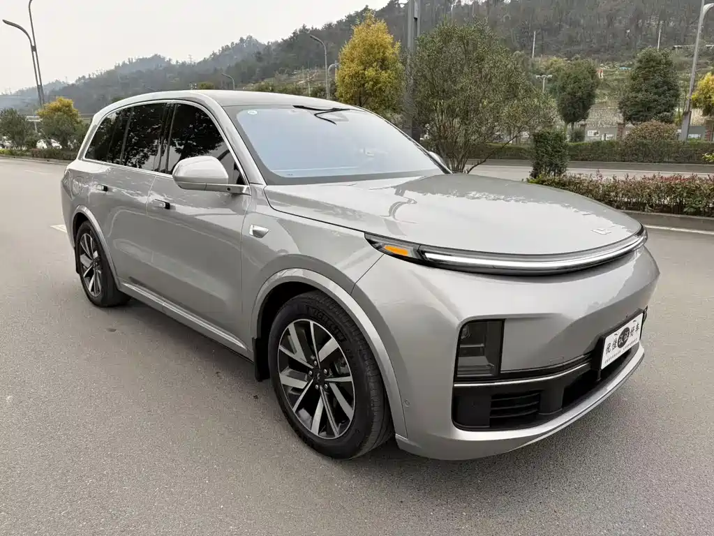 Li Auto IDEAL L8