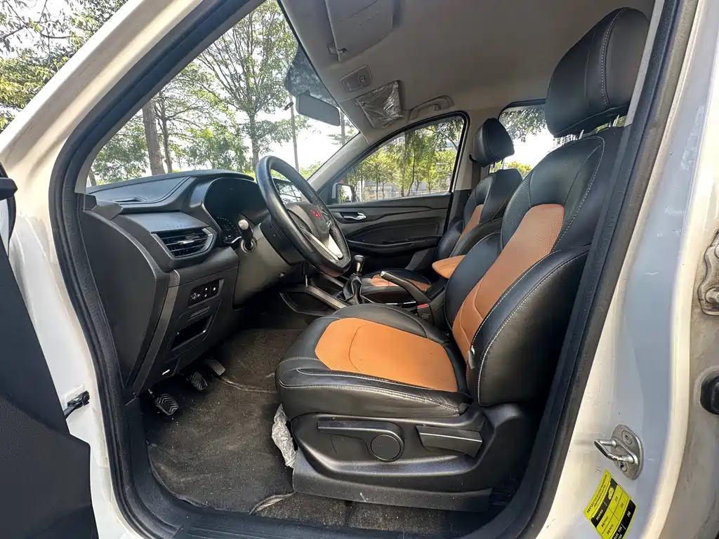 Wuling Hongguang S3 — миниатюра 7