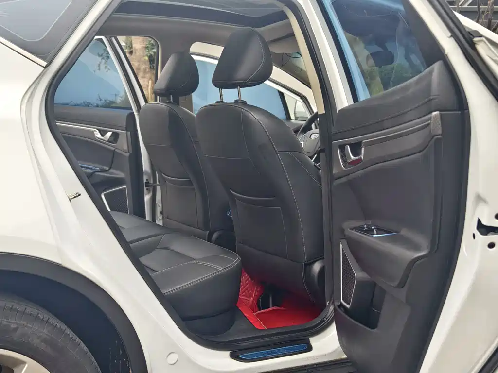 GEELY AUTOMOBILE EMGRAND GS