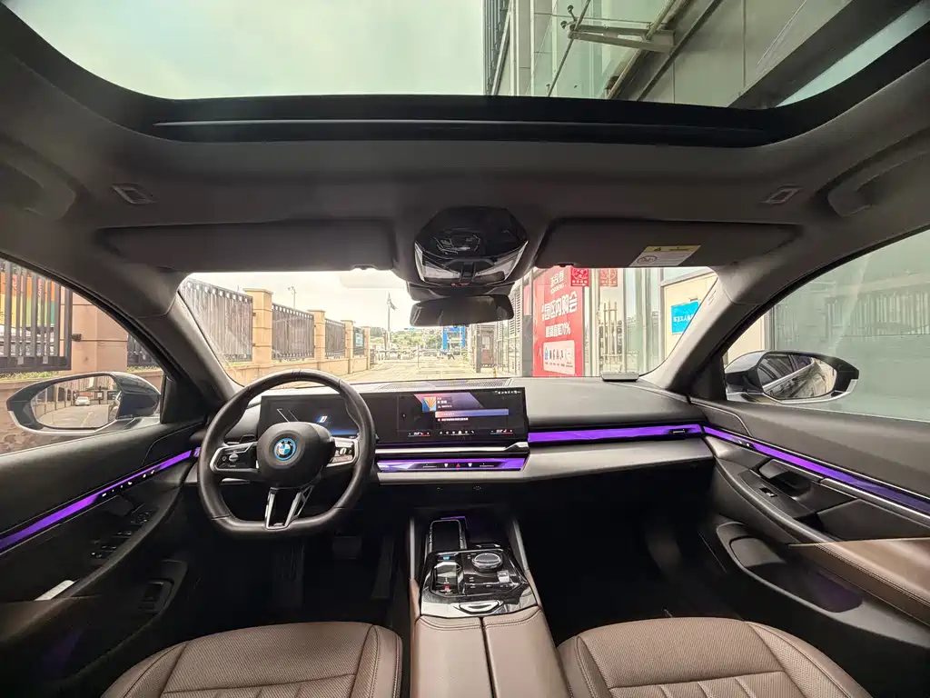 BMW i5 — миниатюра 4
