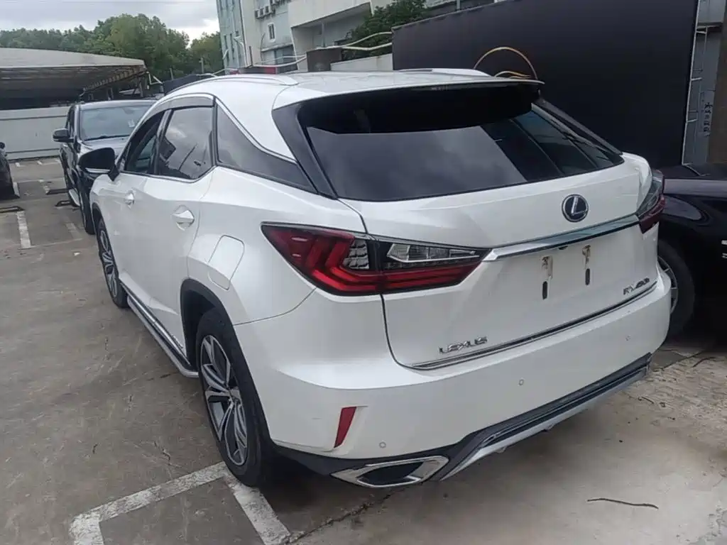 Lexus RX — миниатюра 23