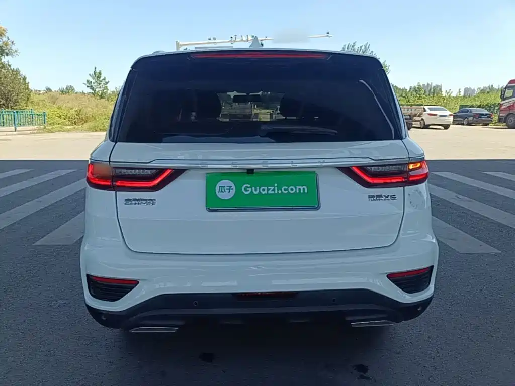 Geely Vision X6 — миниатюра 6