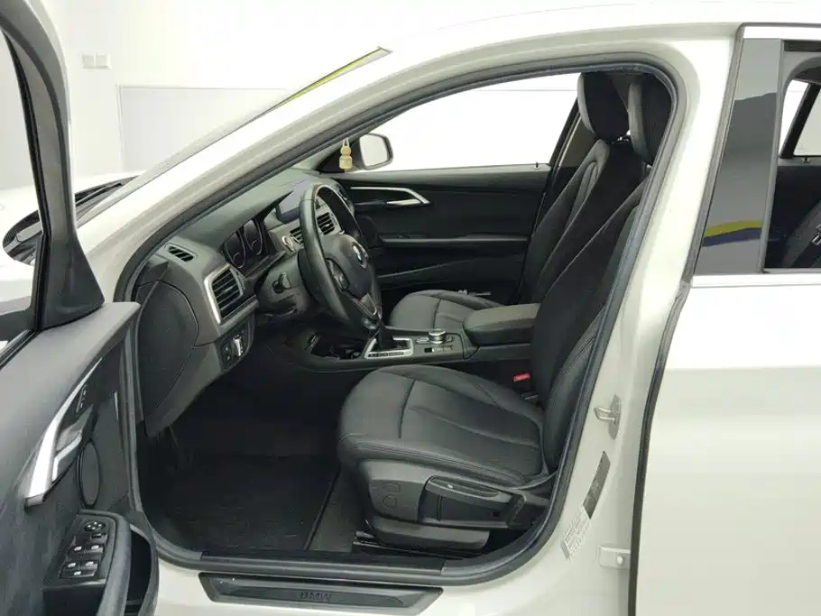 BMW 1 Series — миниатюра 9