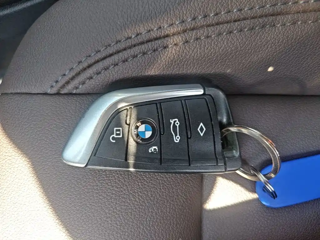 BMW X3 — миниатюра 9