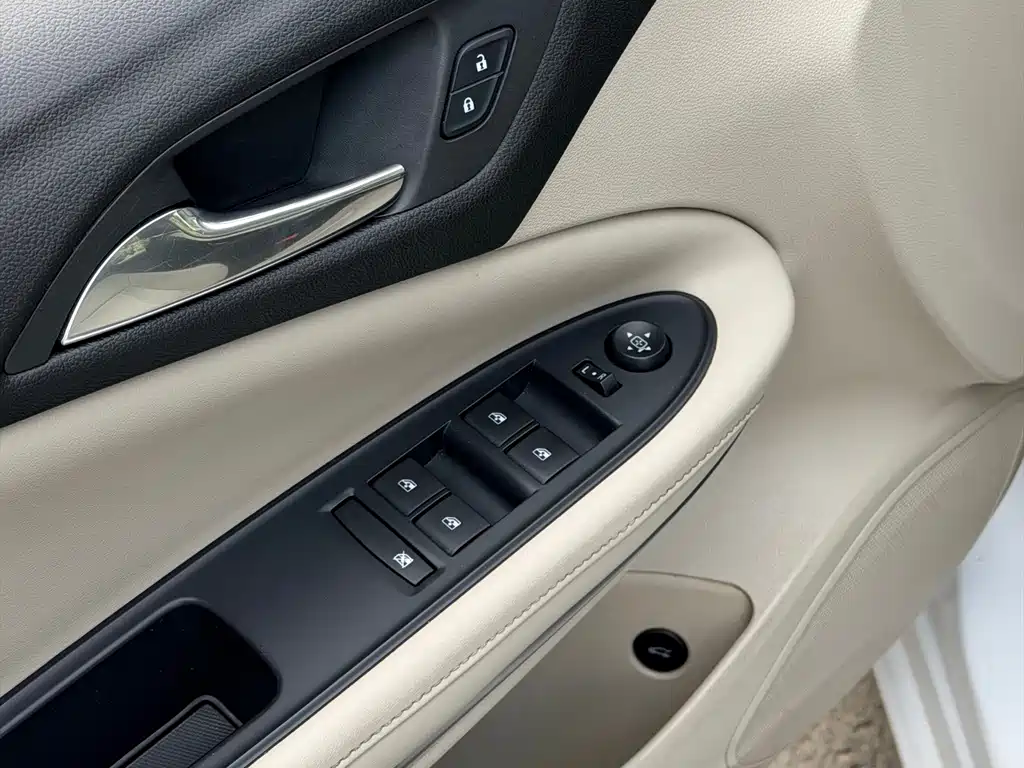 Buick Verano — миниатюра 17