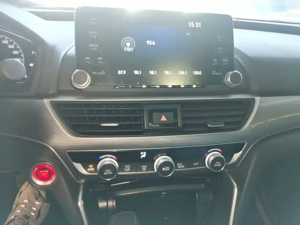 Honda Accord — миниатюра 13