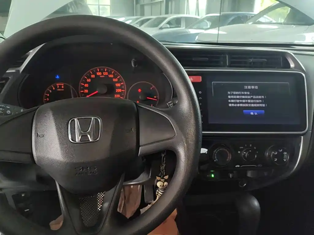Honda City — миниатюра 10