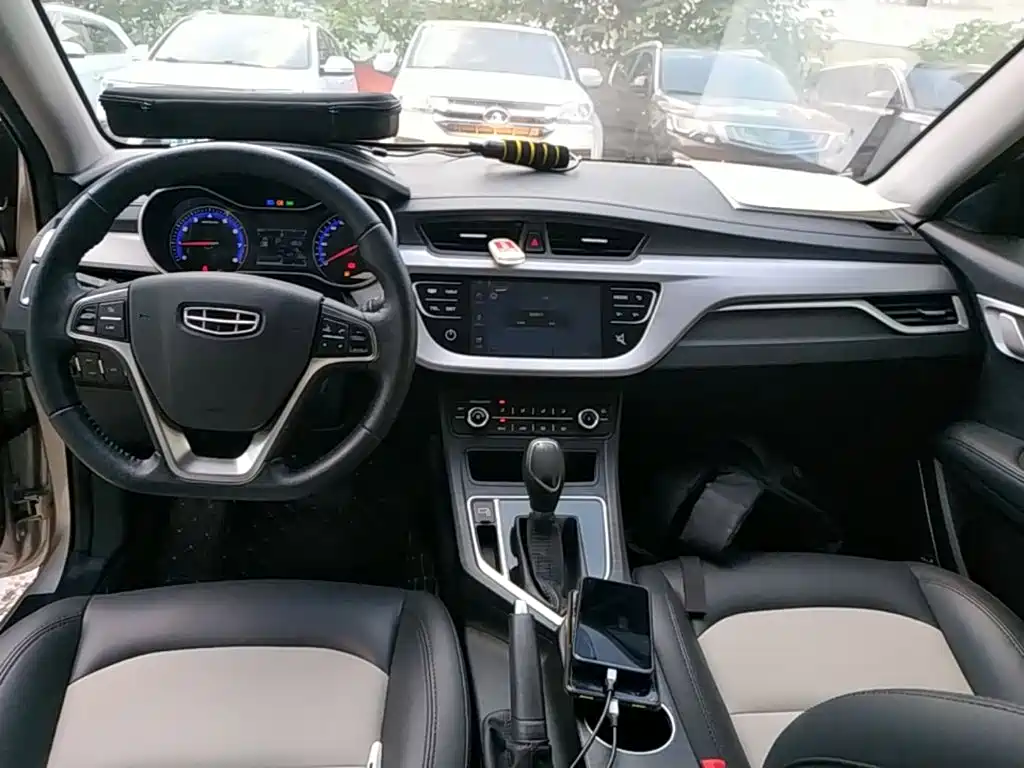 Geely Vision — миниатюра 10
