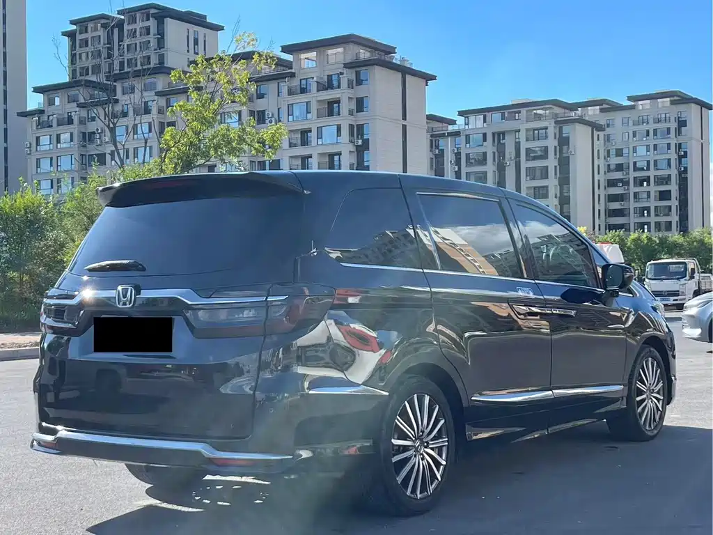 Honda Elysion — миниатюра 9