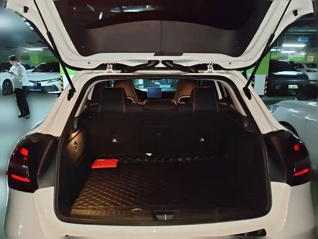 Mercedes-Benz GLA — миниатюра 15