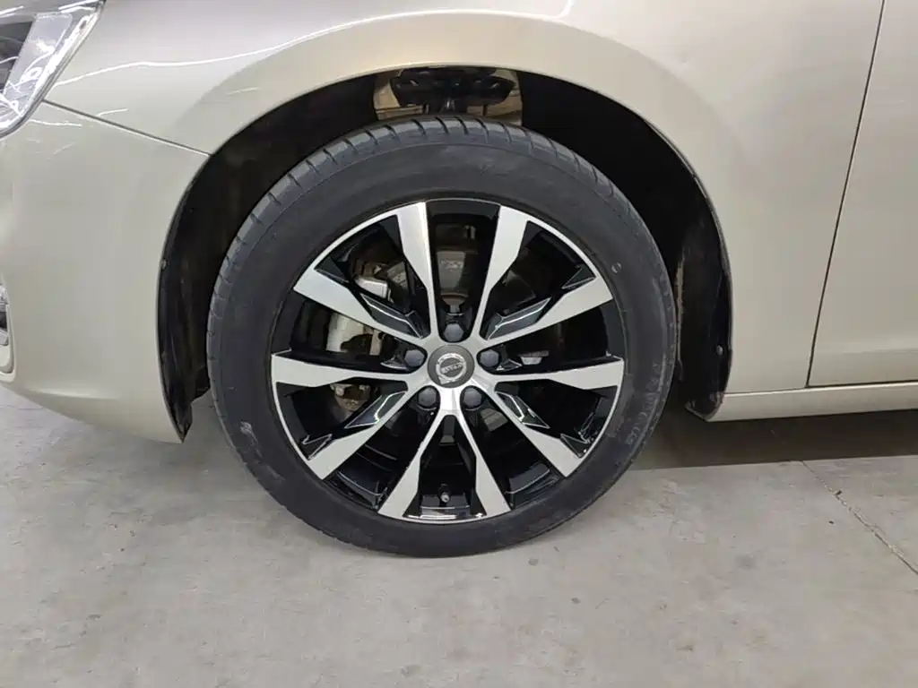 Volvo S60 — миниатюра 23