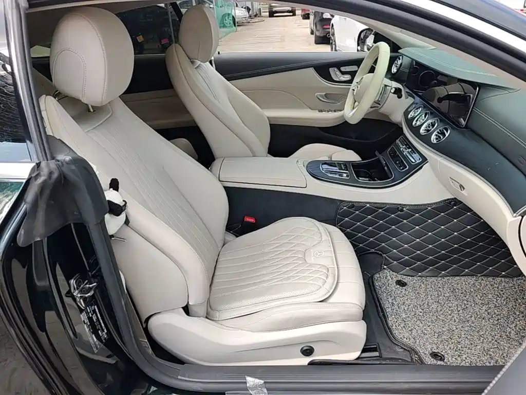 Mercedes-Benz E-Class (Import) — миниатюра 25