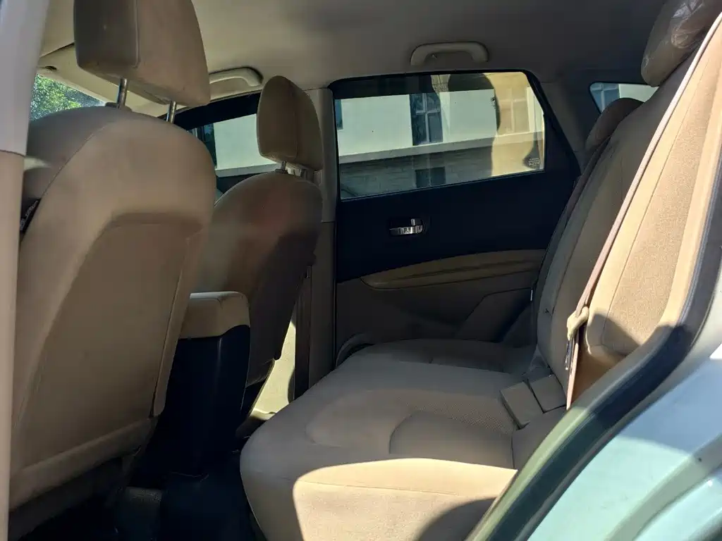Nissan Qashqai — миниатюра 4
