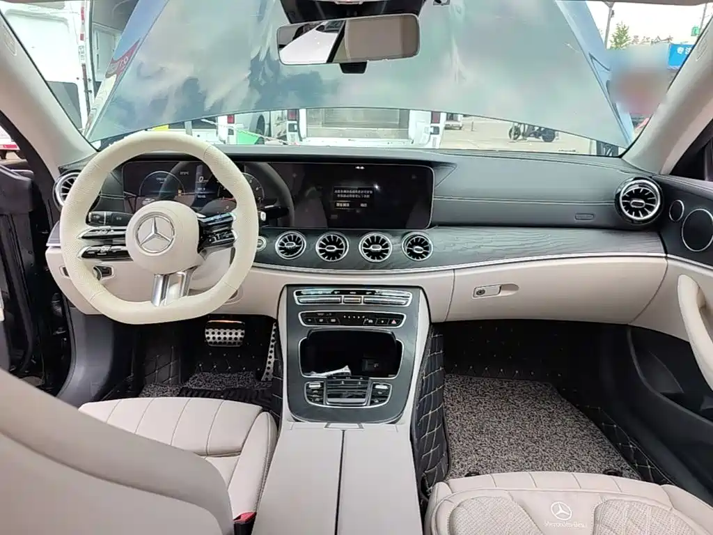 Mercedes-Benz E-Class (Import) — миниатюра 10