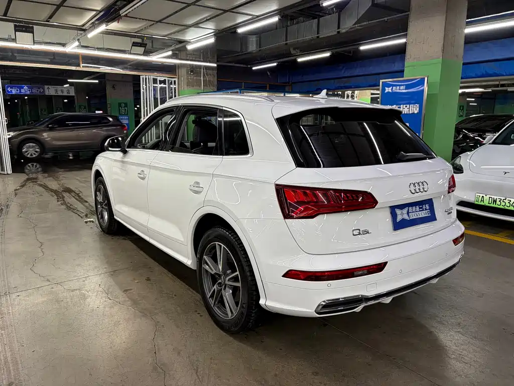Audi Q5L — миниатюра 6