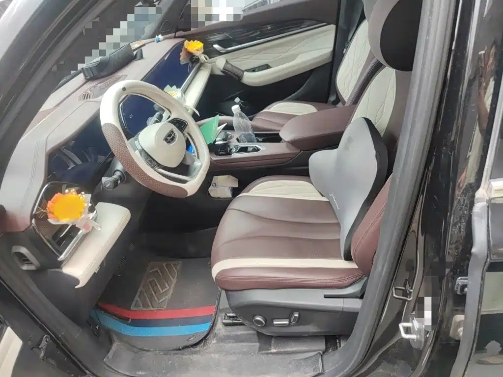 Geely Xingyue L — миниатюра 8