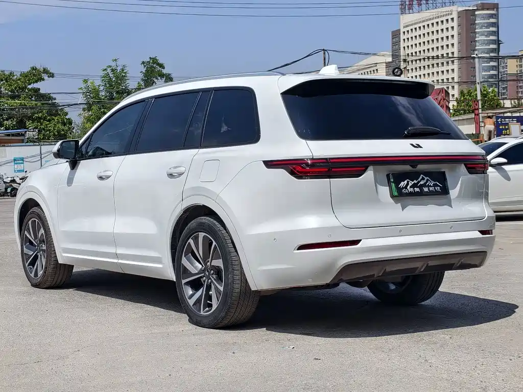 Li Auto Li ONE — миниатюра 6