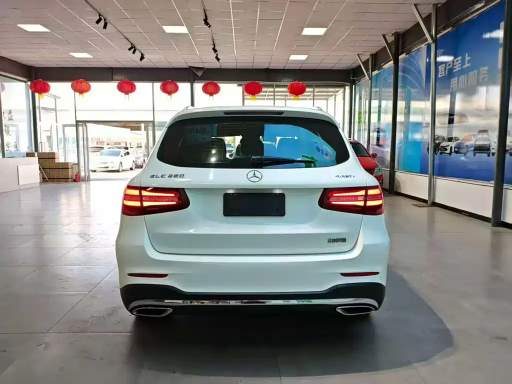 Mercedes-Benz GLC 2017 GLC 260 4MATIC Luxury