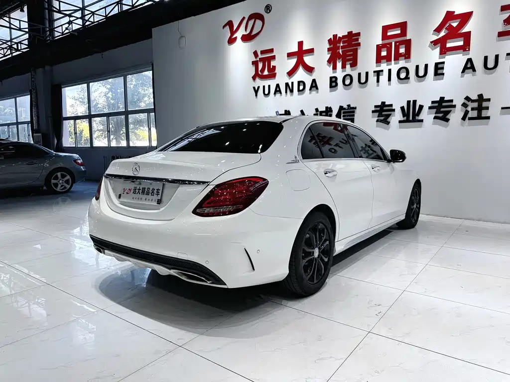 Mercedes-Benz C-Class — миниатюра 18