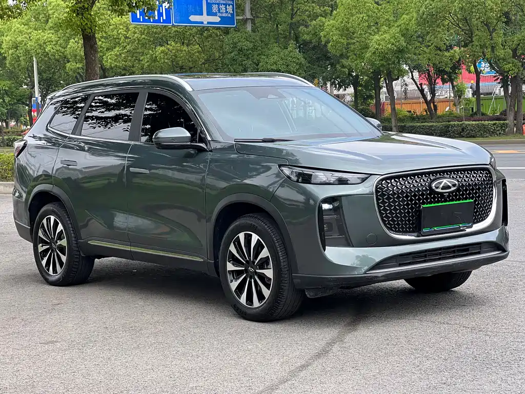 Chery 8 PLUS 2025 290TGDI DCT Luxury