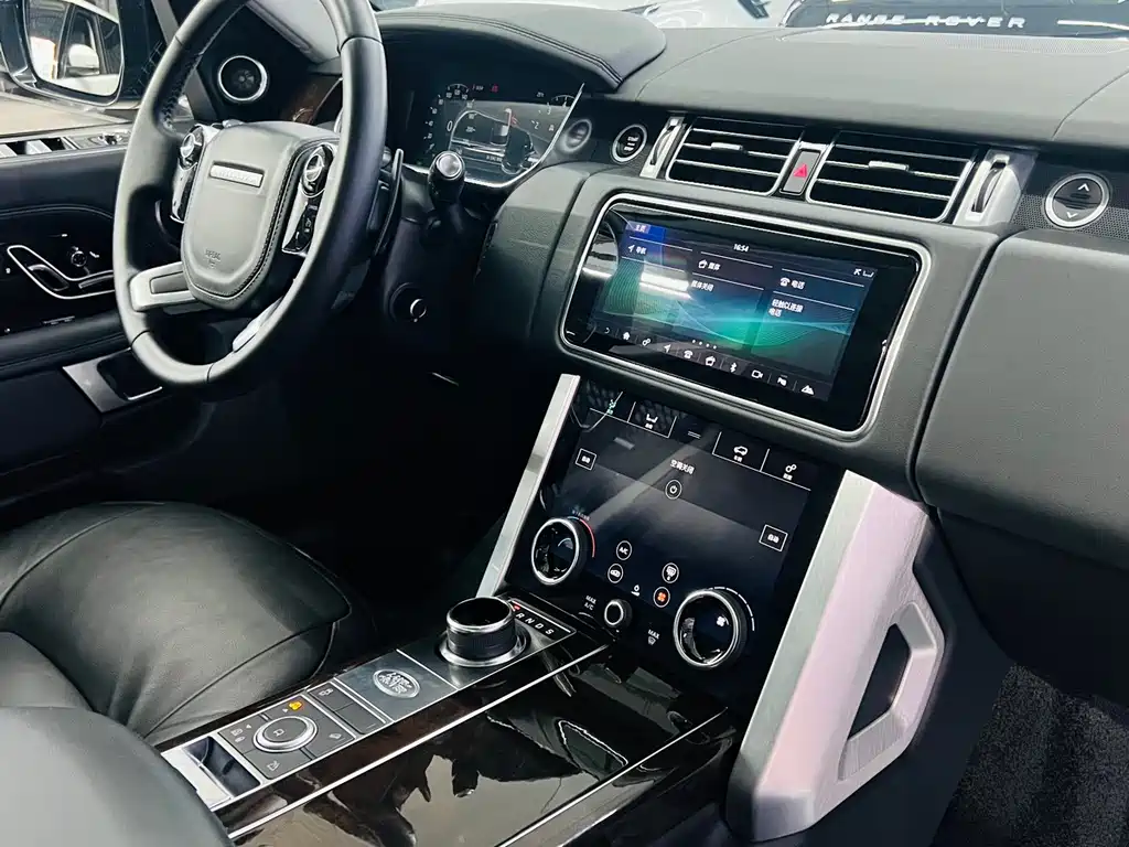 Land Rover Range Rover — миниатюра 6