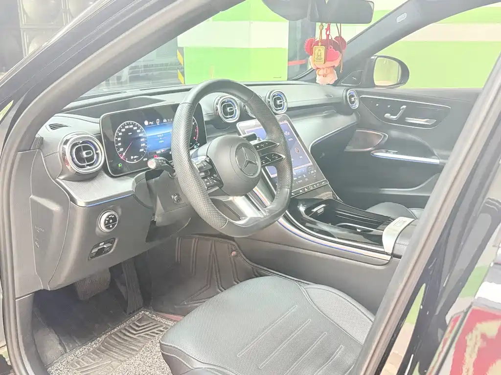 Mercedes-Benz C-Class — миниатюра 34