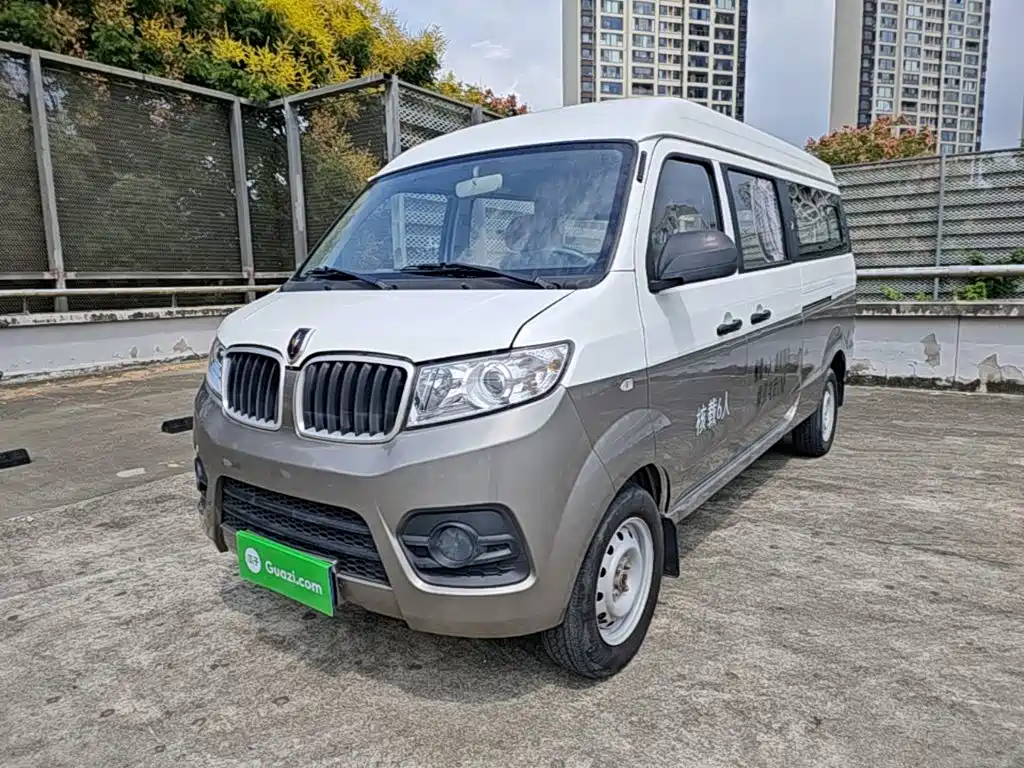 Jinbei Hiace X30L — миниатюра 2
