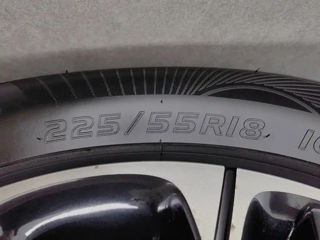 Roewe iMAX8 — миниатюра 24