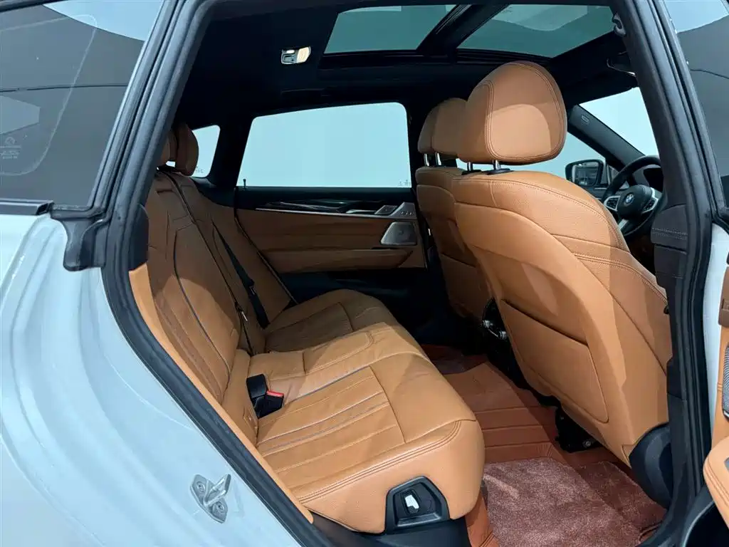 BMW 6 SERIES GT