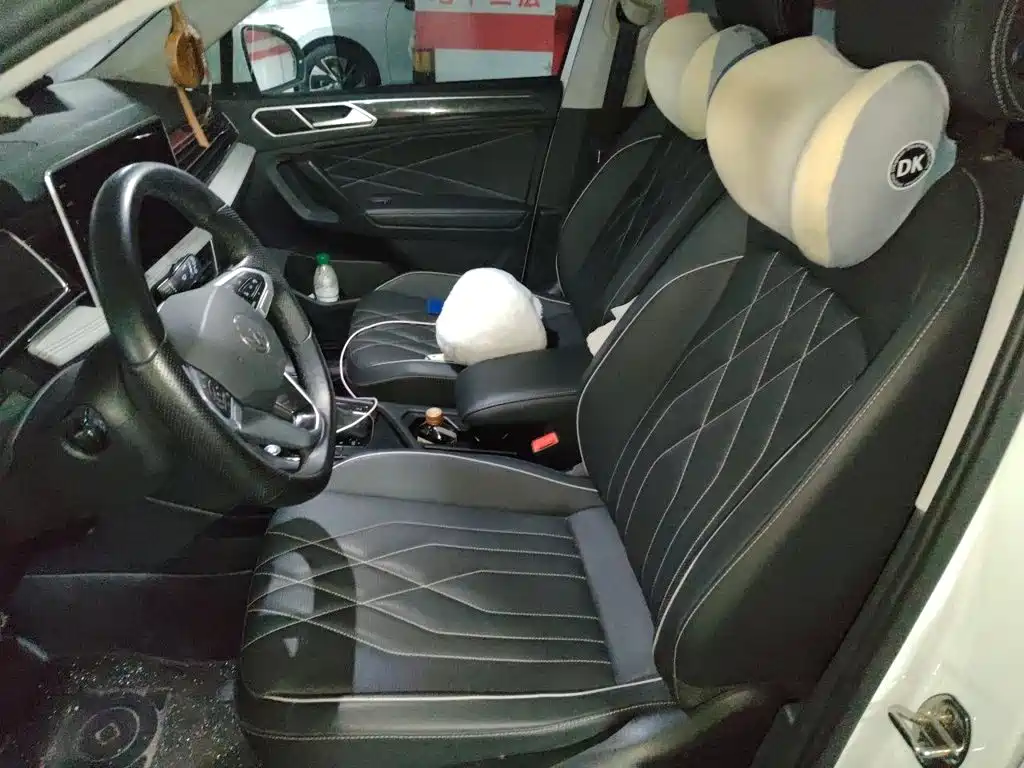 Volkswagen Tiguan L — миниатюра 16