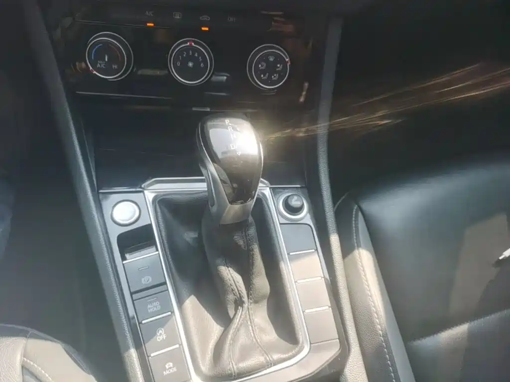 Volkswagen Sagitar — миниатюра 14