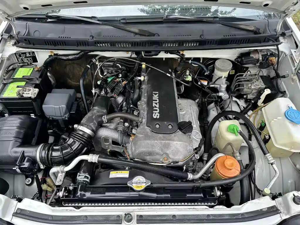 Suzuki Jimny — миниатюра 14