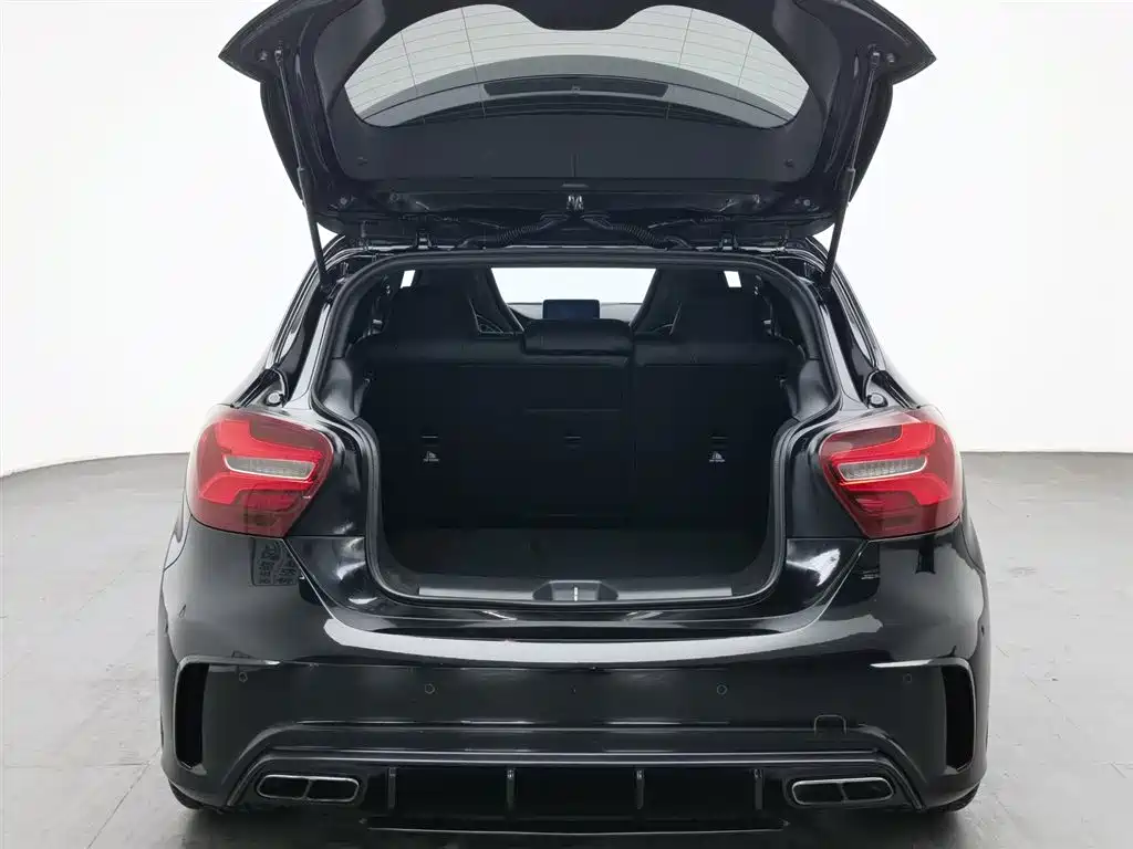 MERCEDES-BENZ A CLASS AMG