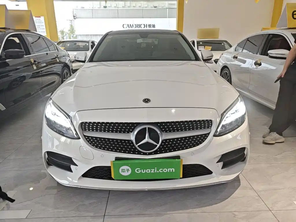 Mercedes-Benz C-Class — миниатюра 3
