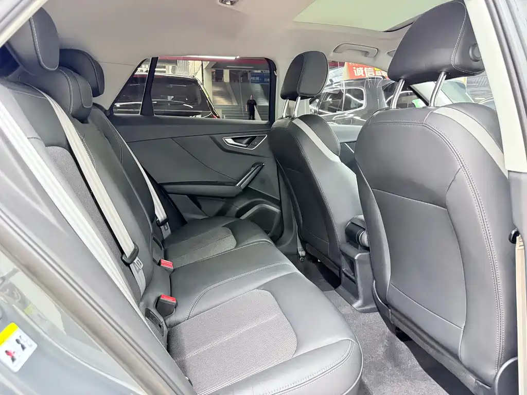 Audi Q2L — миниатюра 15