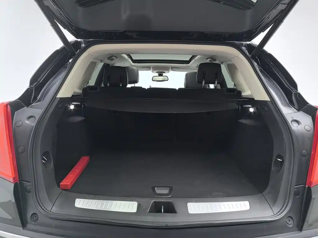 Cadillac XT5 — миниатюра 16