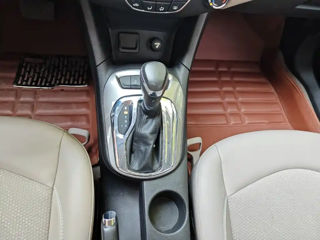 Chevrolet Cruze — миниатюра 14