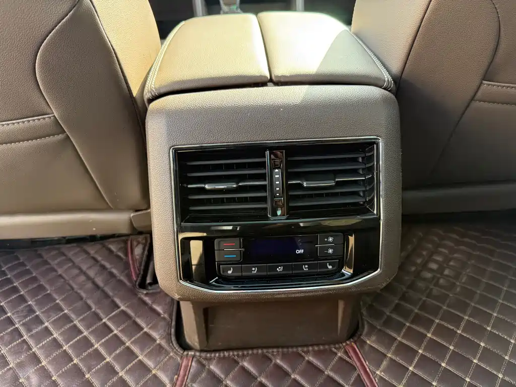Volkswagen Viloran 2020 380TSI Flagship