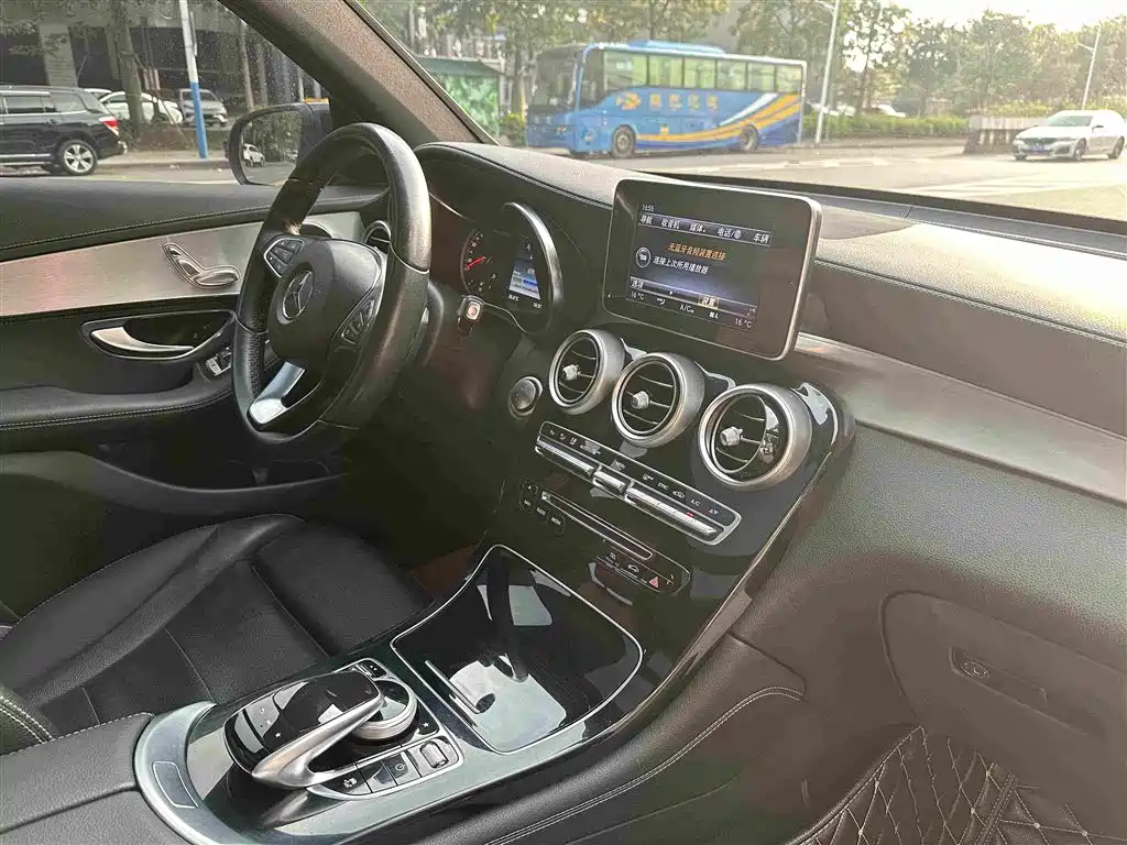 Mercedes-Benz GLC — миниатюра 20