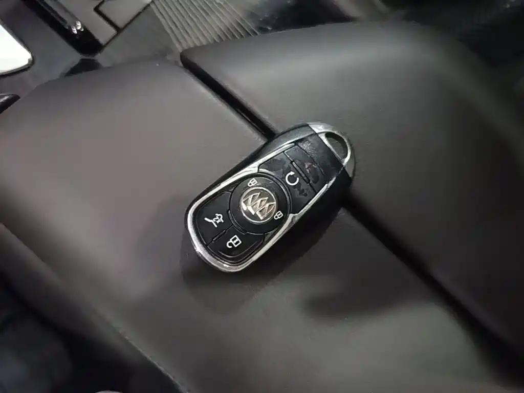 Buick Enclave — миниатюра 9