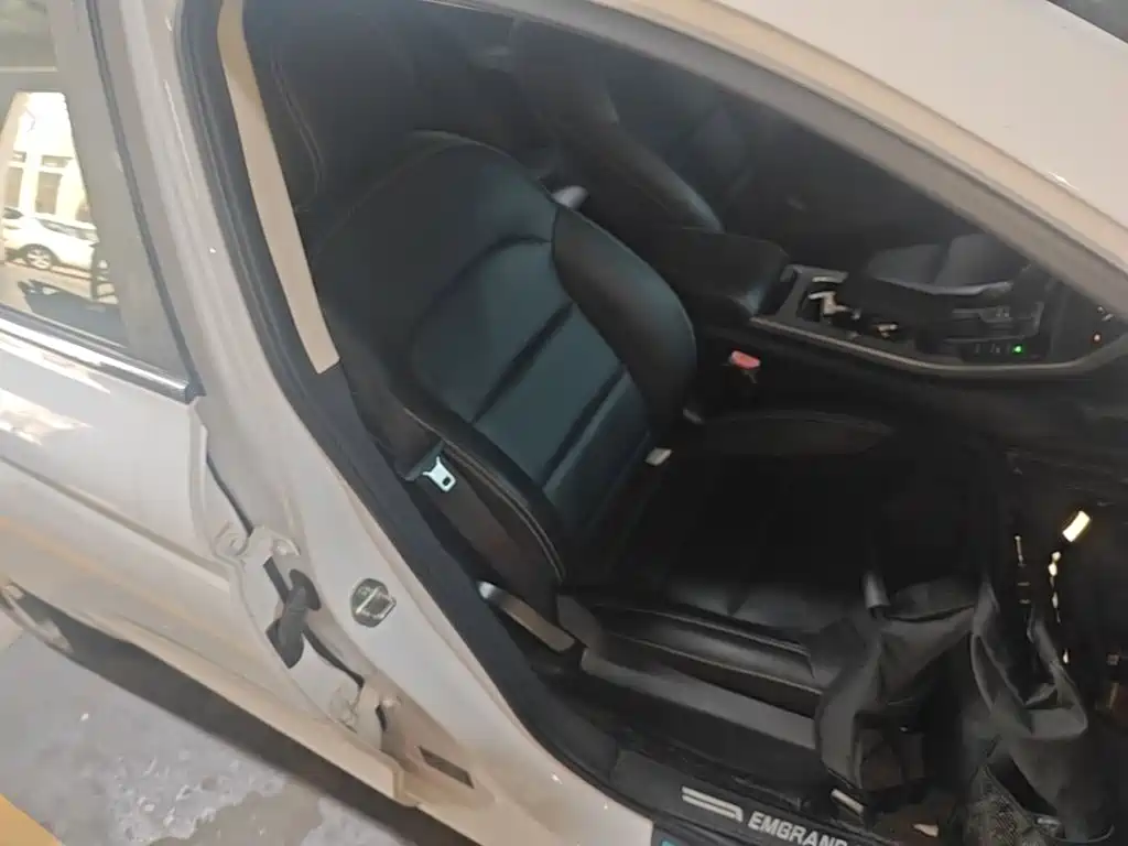 Geely Emgrand GL — миниатюра 25